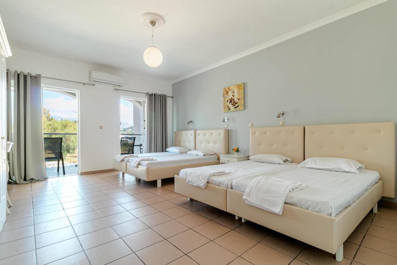 Porto Marina Aparthotel Guviá Kültér fotó