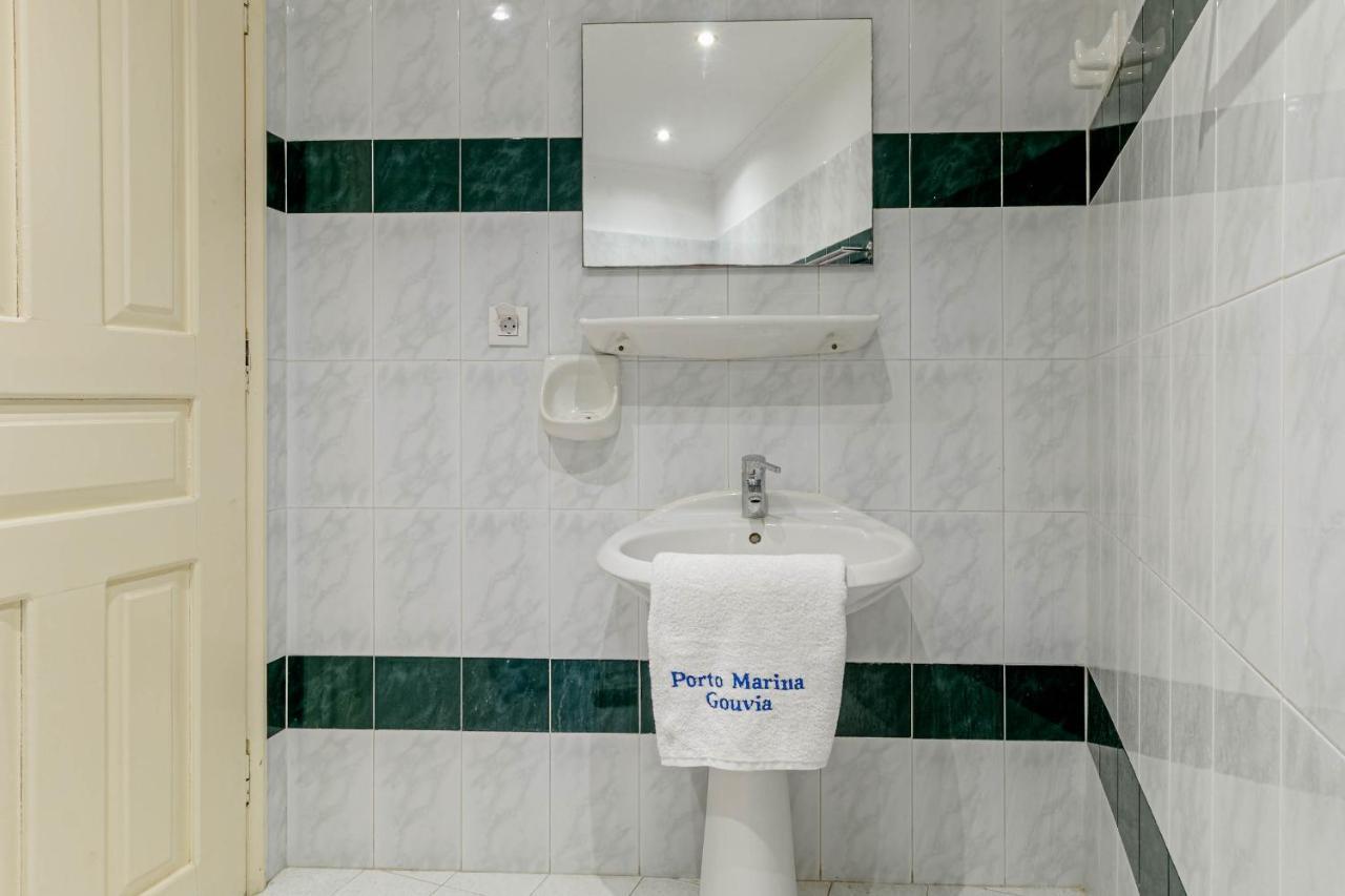 Porto Marina Aparthotel Guviá Kültér fotó